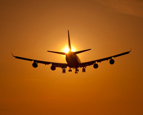 747 flying into the sunset